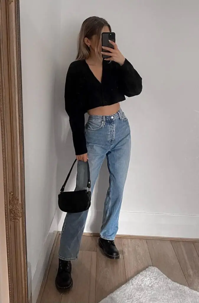 date night mom jeans outfit