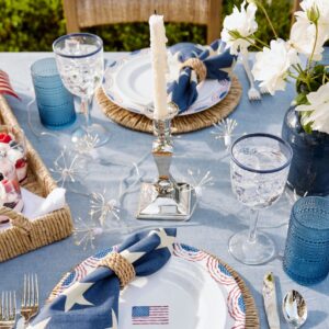 simple 4th of July Tablescape Decorations